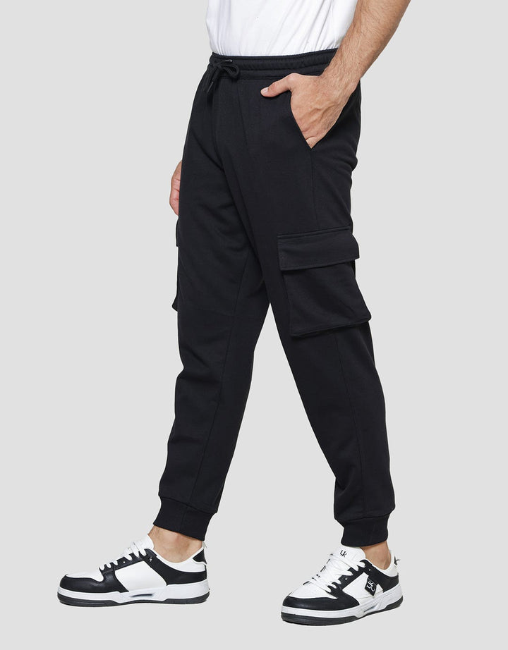 Nevada Celana Knit Cargo Jogger Pria