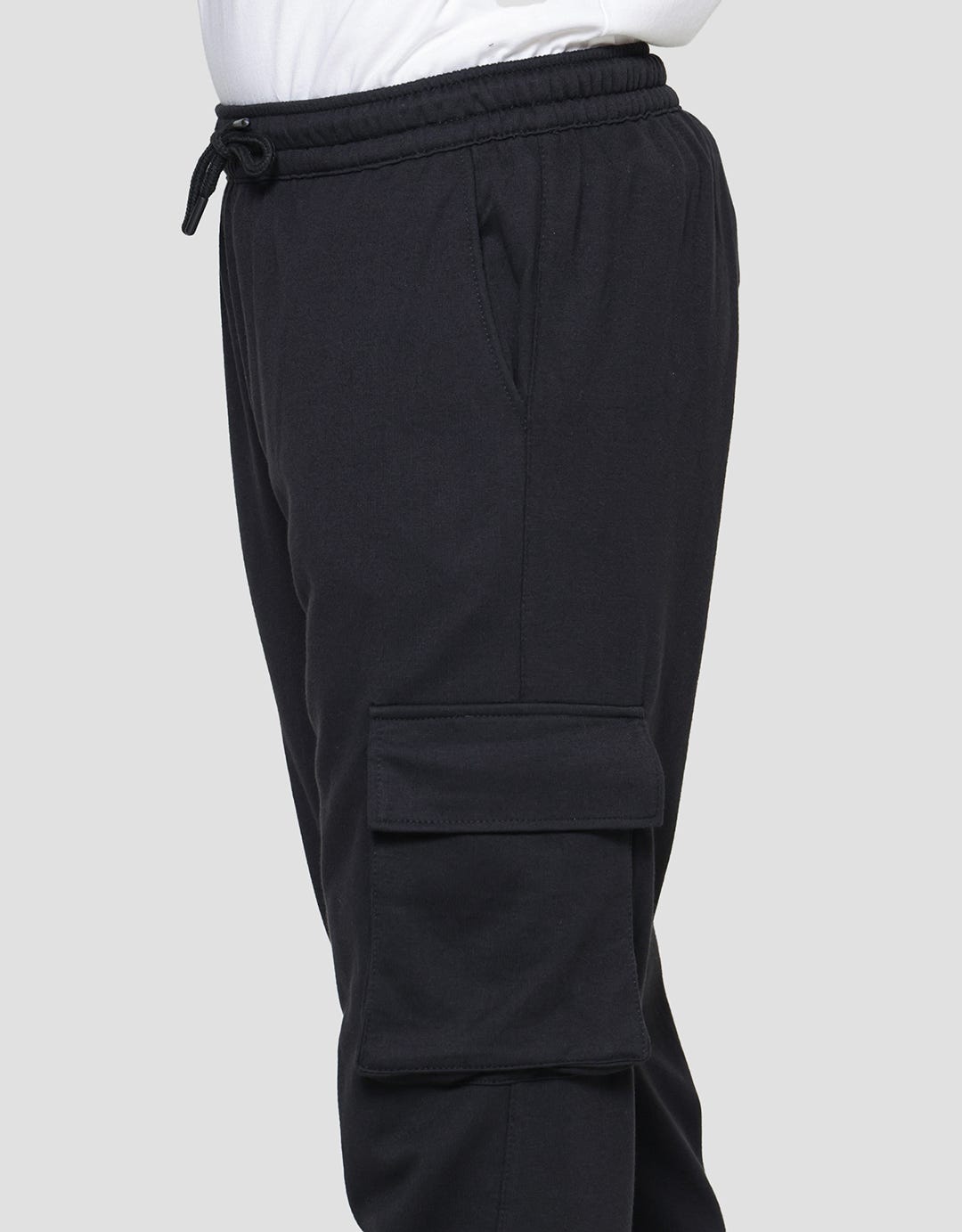 Nevada Celana Knit Cargo Jogger Pria