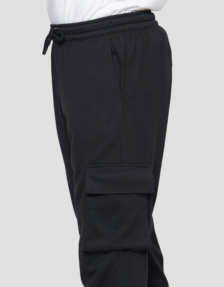 Nevada Celana Knit Cargo Jogger Pria