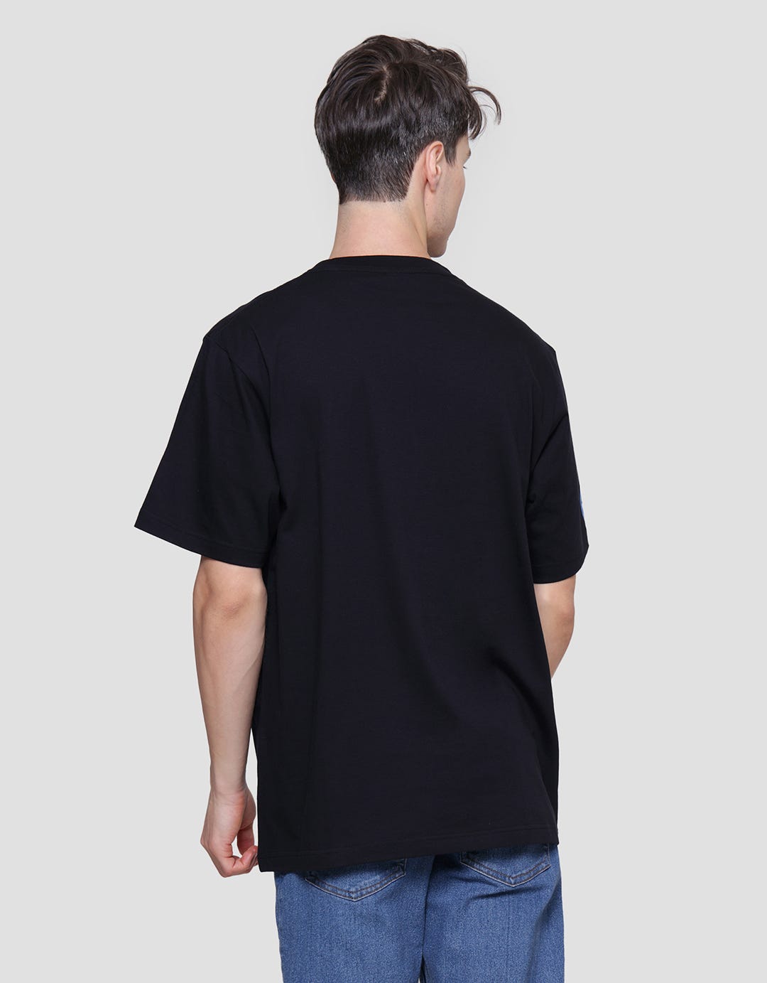 Disney Oooh Alien Print Kaos Pria