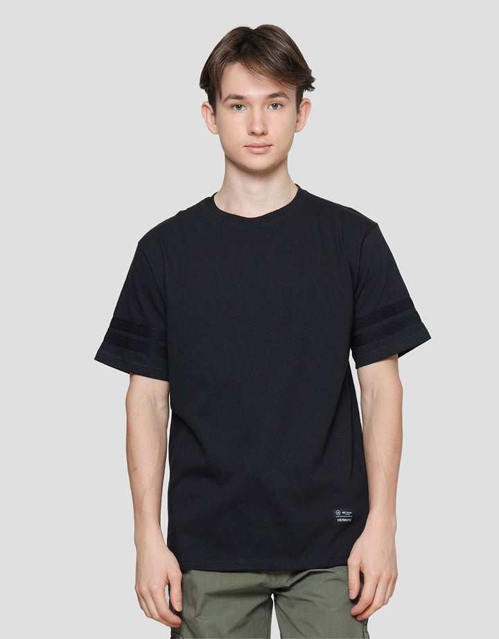 Nevada 2Tape On Hand Kaos Lengan Pendek Pria