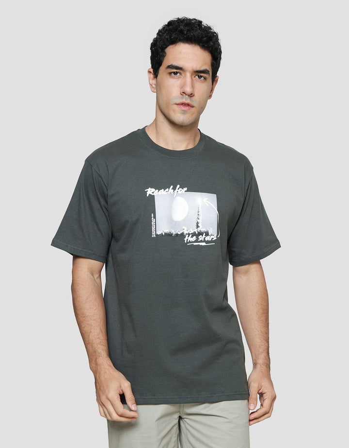 Nevada Reach For The Stars Kaos Pria
