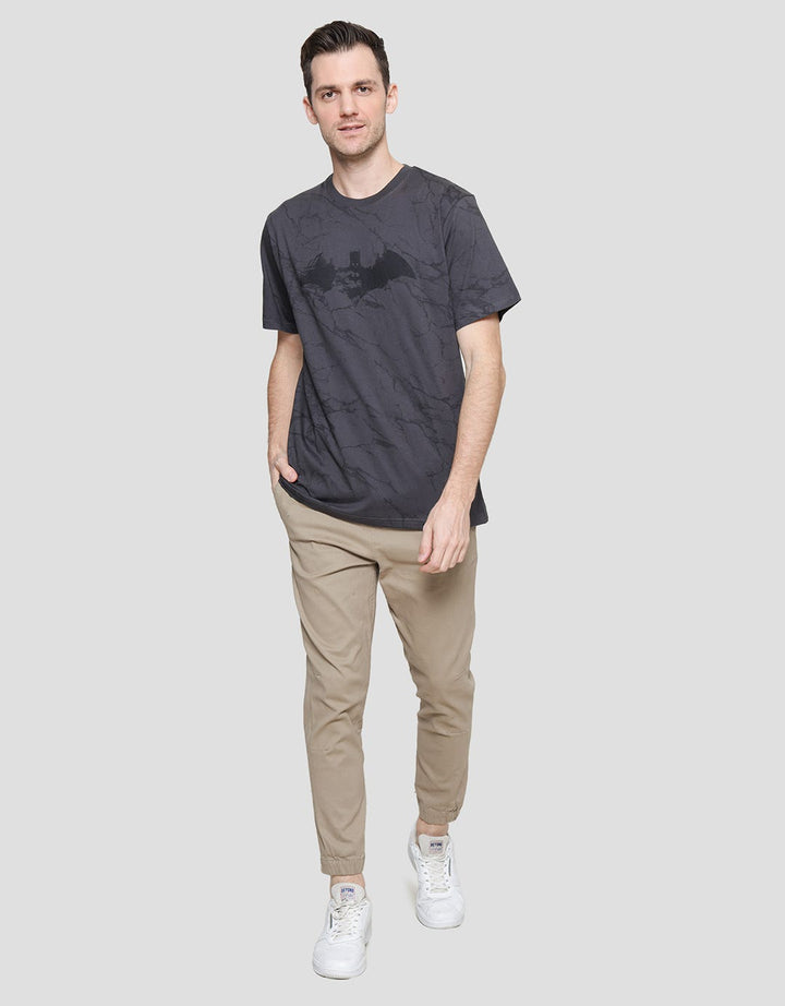 Nevada Batman Print Kaos Casual Pria