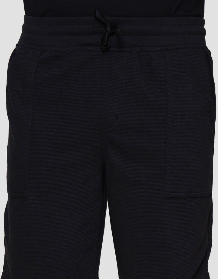 Cole Basic Ottoman Celana Pendek Pria