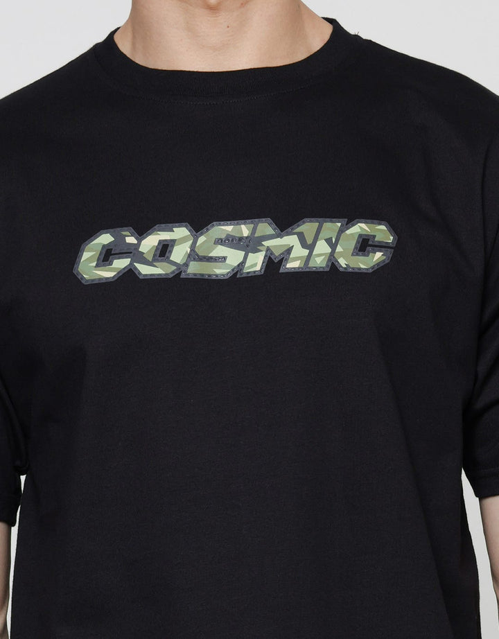 Nevada Cosmic Wording Army Camo Kaos Lengan Pendek Pria