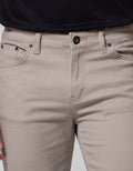 Nevada Twill Denim Celana Panjang Pria