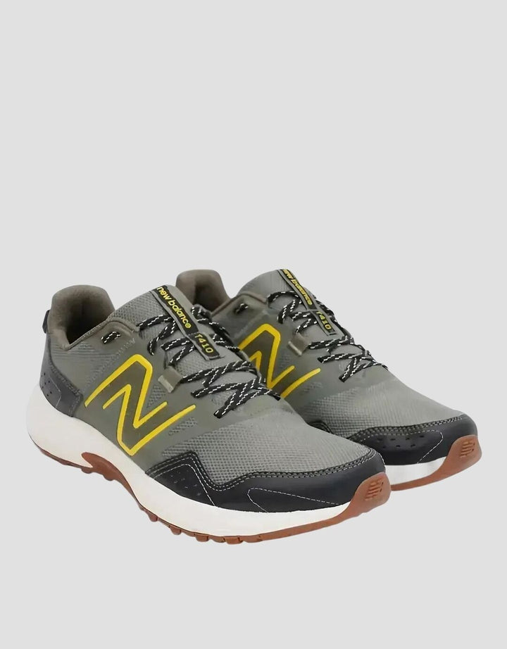New Balance Sepatu Lari Pria