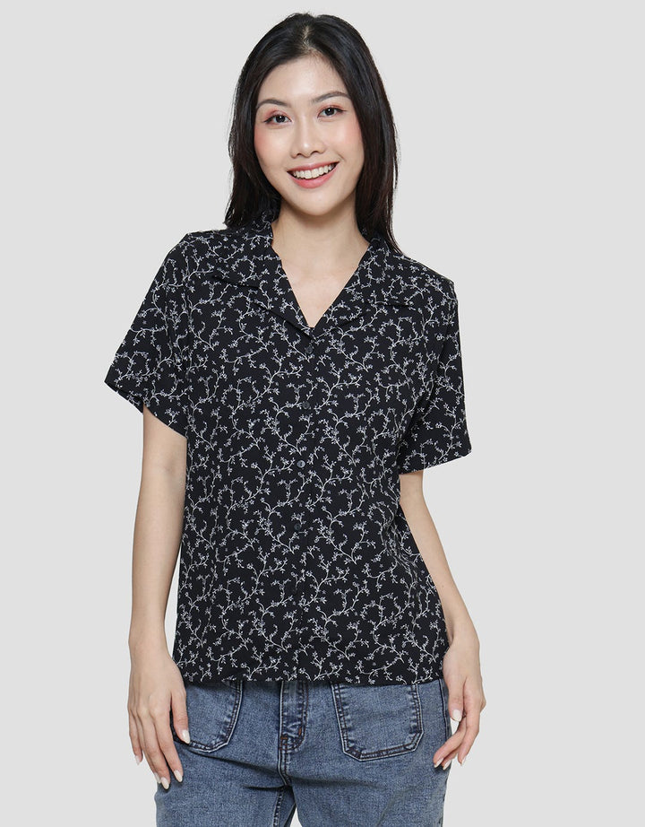 Connexion Resort Collar Flower Print Women's Shirt