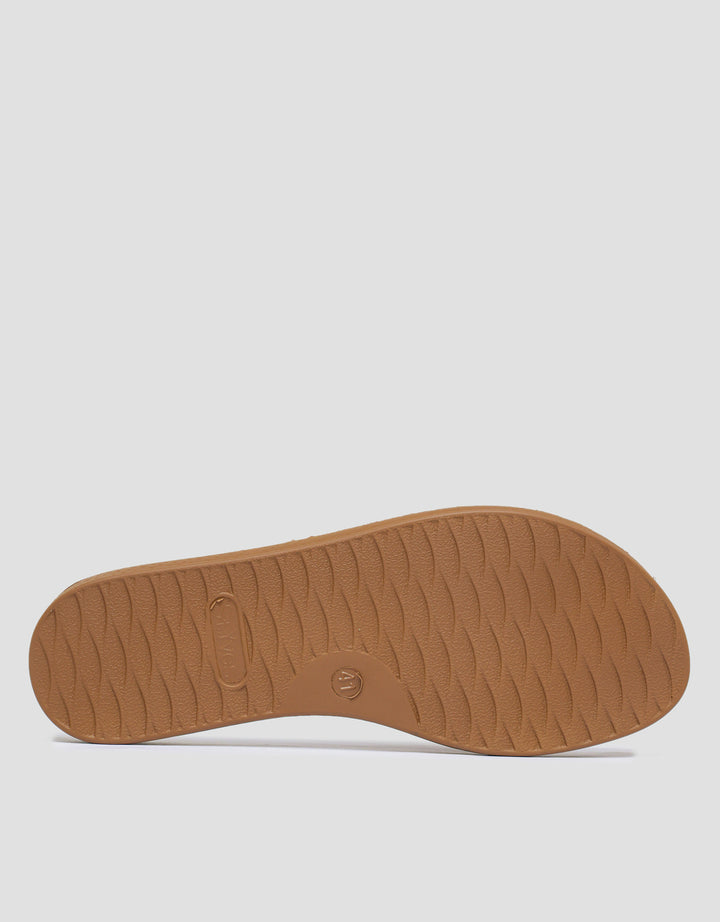 St. Yves Simply Women's Slip On Sandals