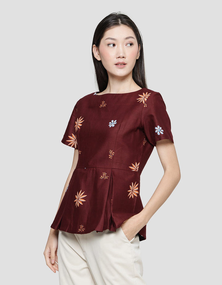 Arjuna Weda Sawat Manuk Women's Blouse