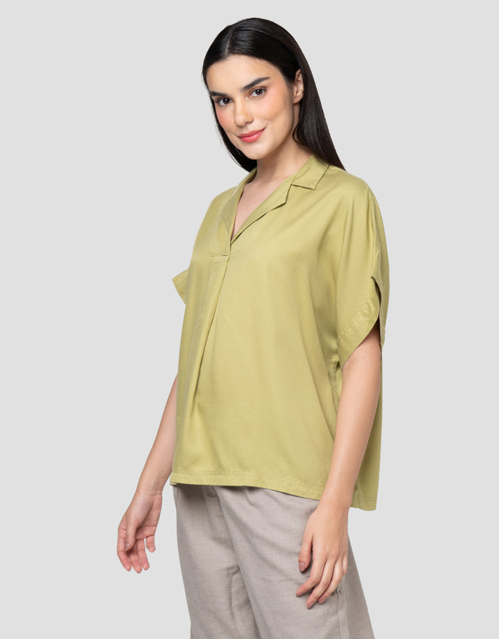 Cardinal Girl Fashion Lengan Pendek Kemeja Wanita