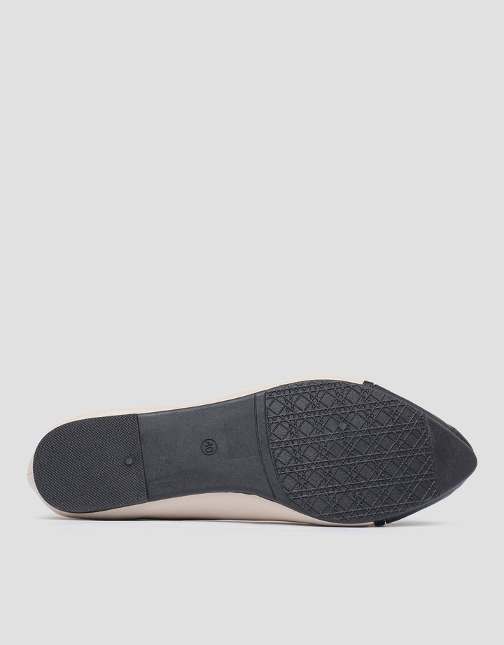 Connexion RNH Ballerinas Women's Shoes