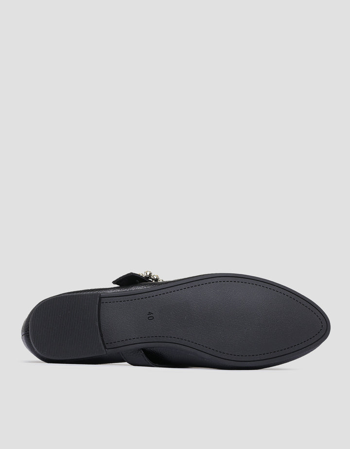 Connexion Mary Jane Sepatu Flat Wanita