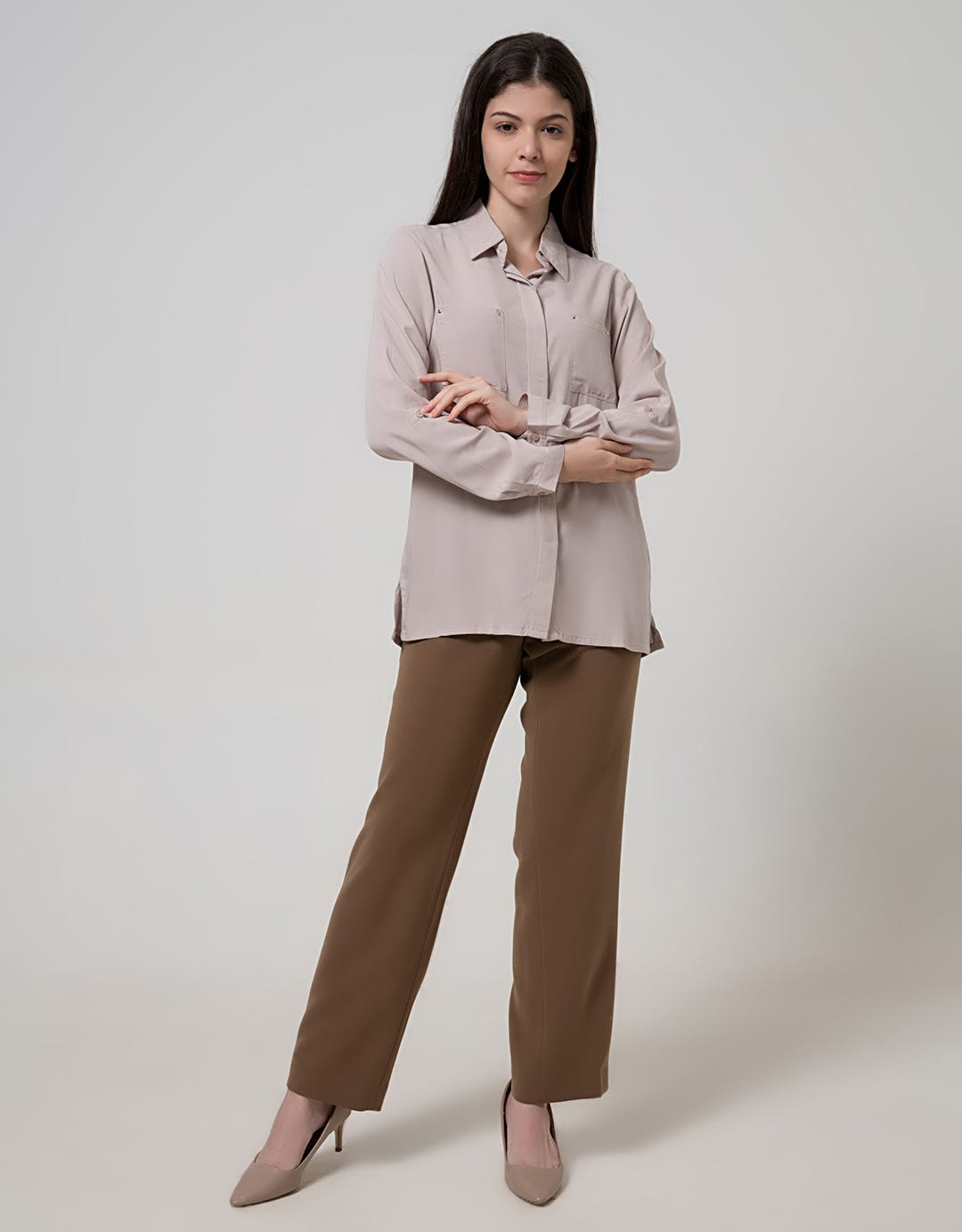 Details Long Sleeve Kemeja Rivet Khaki