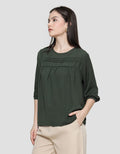 St. Yves Gynella Blouse Wanita