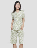 Nevada Women's Capri Square Print Flower Pajamas