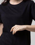 St. Yves T-Shirt Lengan Pendek Polos