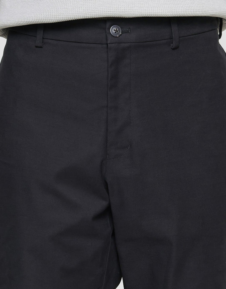 Suko Celana Chinos Basic Panjang Pria