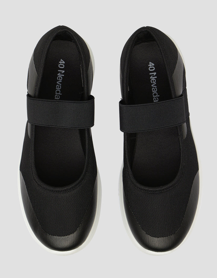 Nevada Core04 Sepatu Slip On Wanita