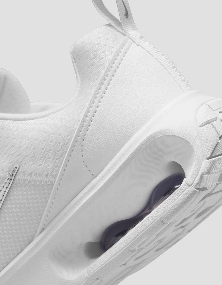 Nike Air Max INTRLK Lite Sneakes Wanita