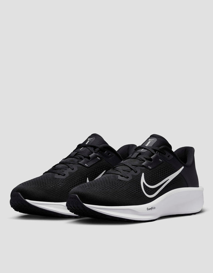 Nike Quest 6 Sepatu Sneakers Pria
