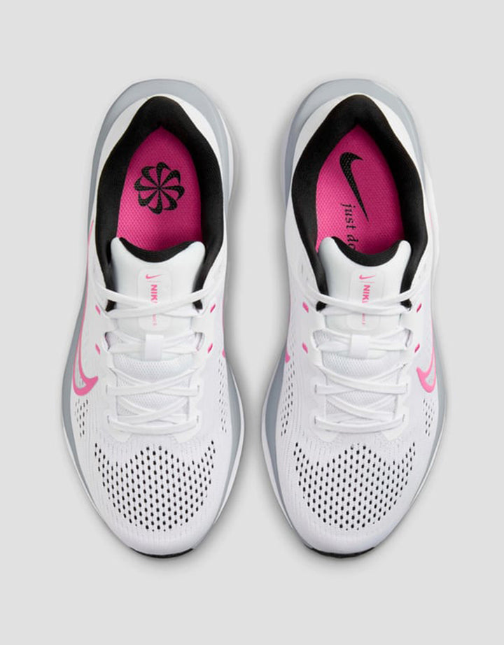 Nike Quest 6 Sepatu Sneakers Wanita