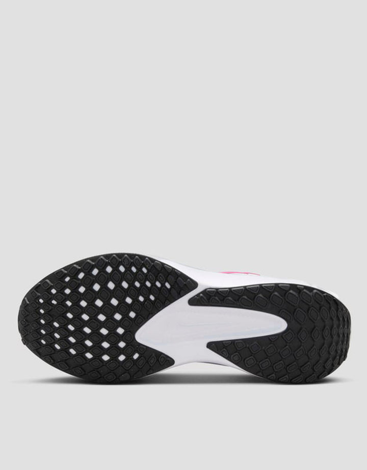 Nike Quest 6 Sepatu Sneakers Wanita
