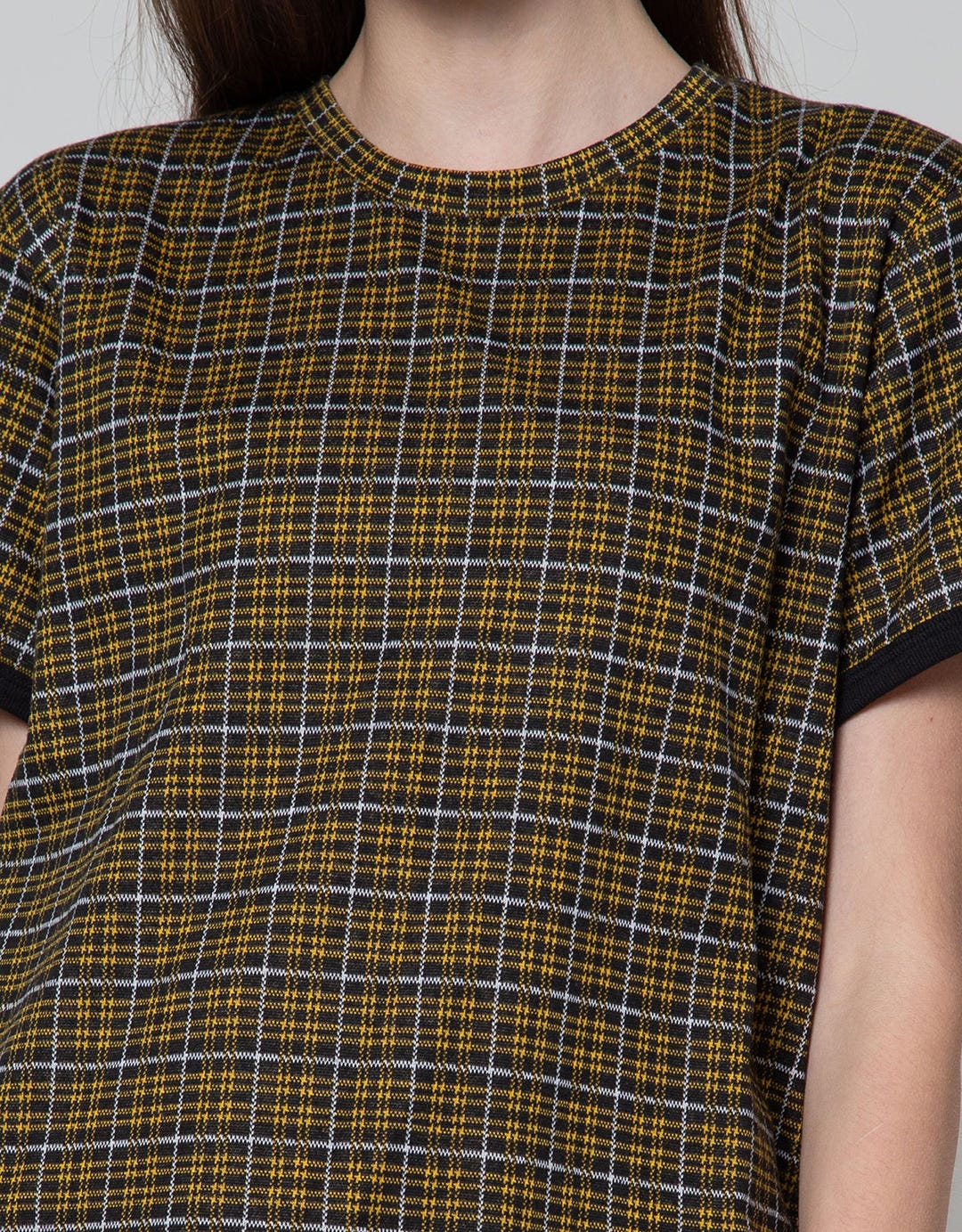 Connexion Box Plaid Kaos Wanita