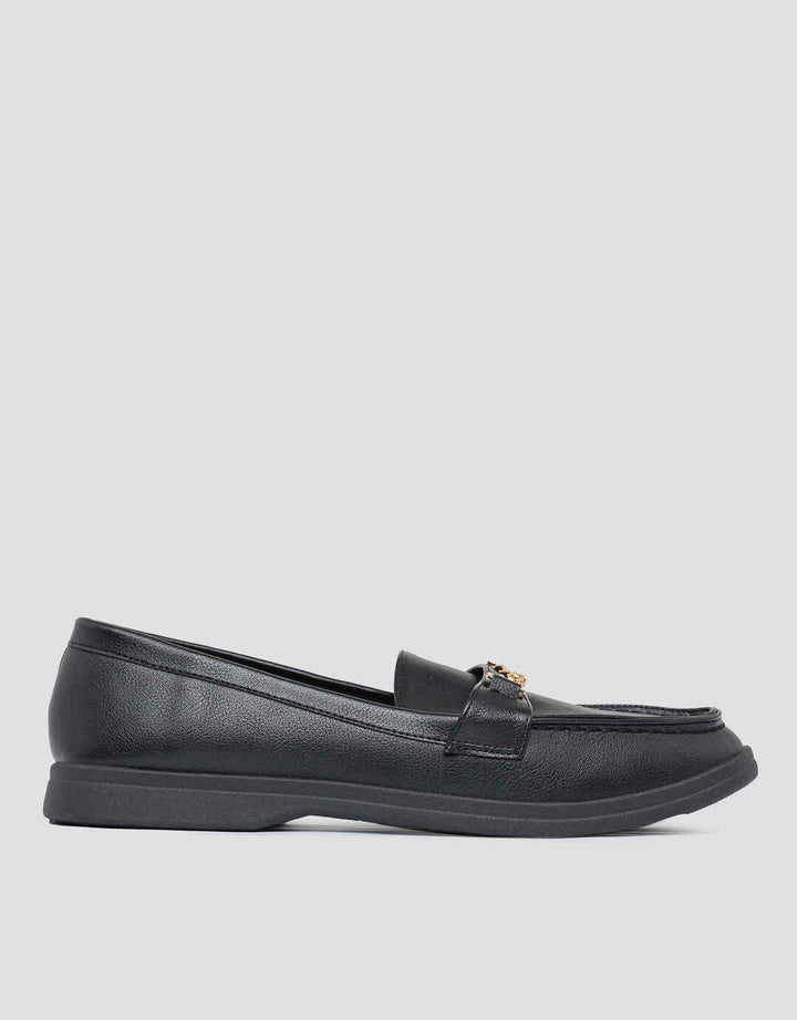 St. Yves Chain Accessories Moccasin Sepatu Wanita