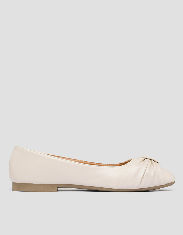 St. Yves Elegan Sepatu Flat Wanita