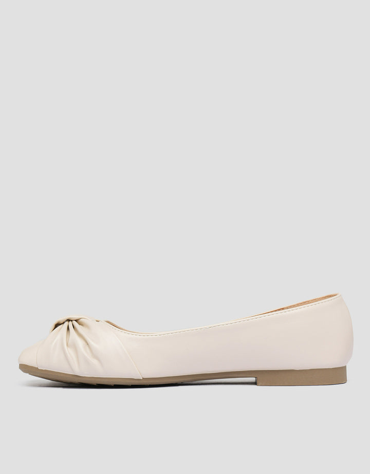 St. Yves Elegan Sepatu Flat Wanita