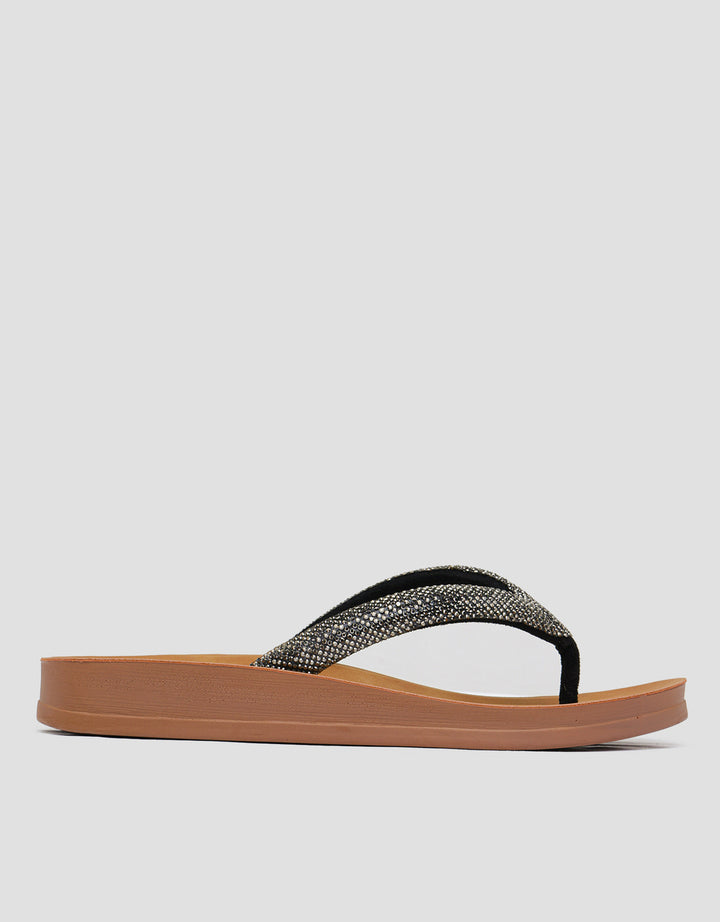 St. Yves Y-Strap Slipper Women's Sandals