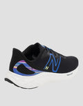 New Balance Fresh Foam Sepatu Lari Pria