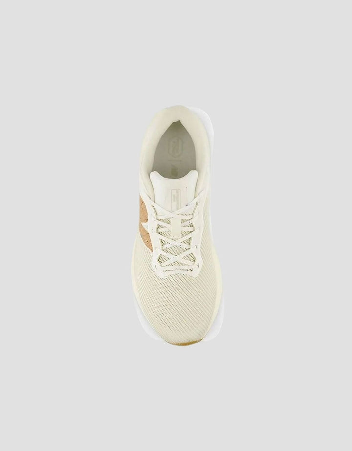 New Balance Fresh Foam Sepatu Lari Pria