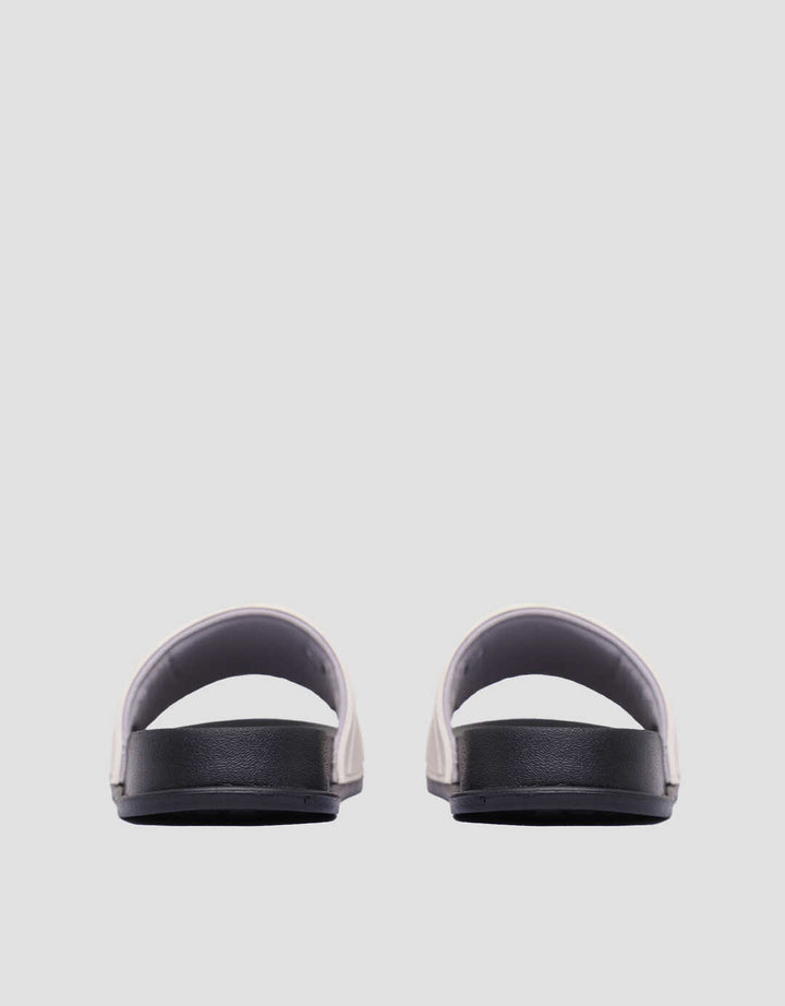 Nevada Cool Emboss Sandal Slipper Wanita