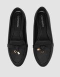 CONNEXION SEPATU FLAT WANITA