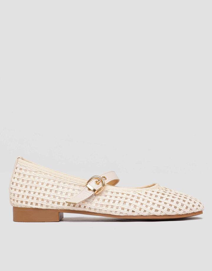 Connexion Women's Flat Shoes Dzh15