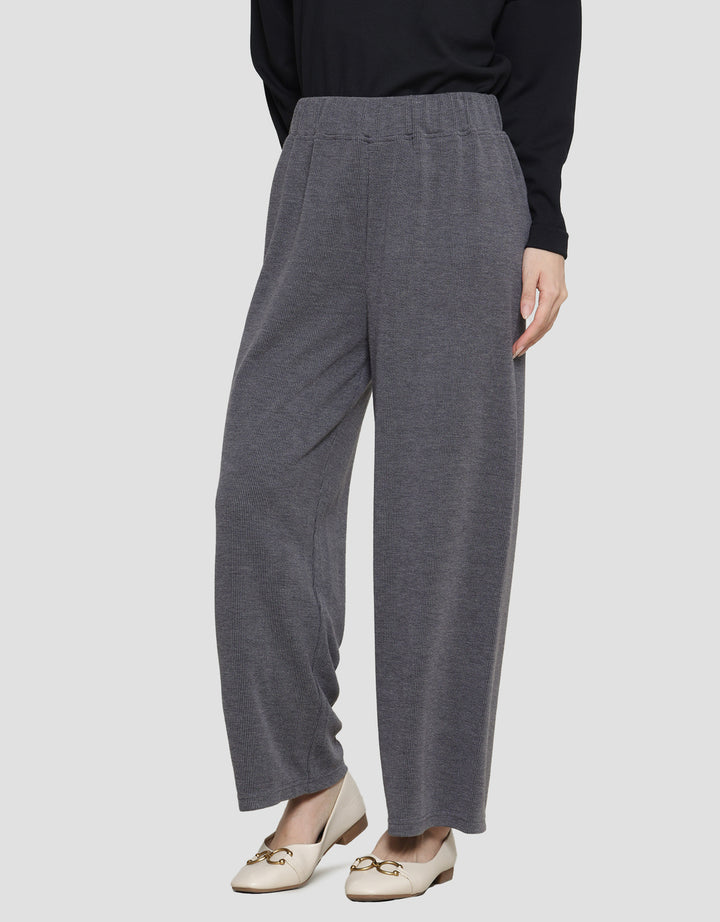 Annisa Cullote Basic Celana Panjang Wanita