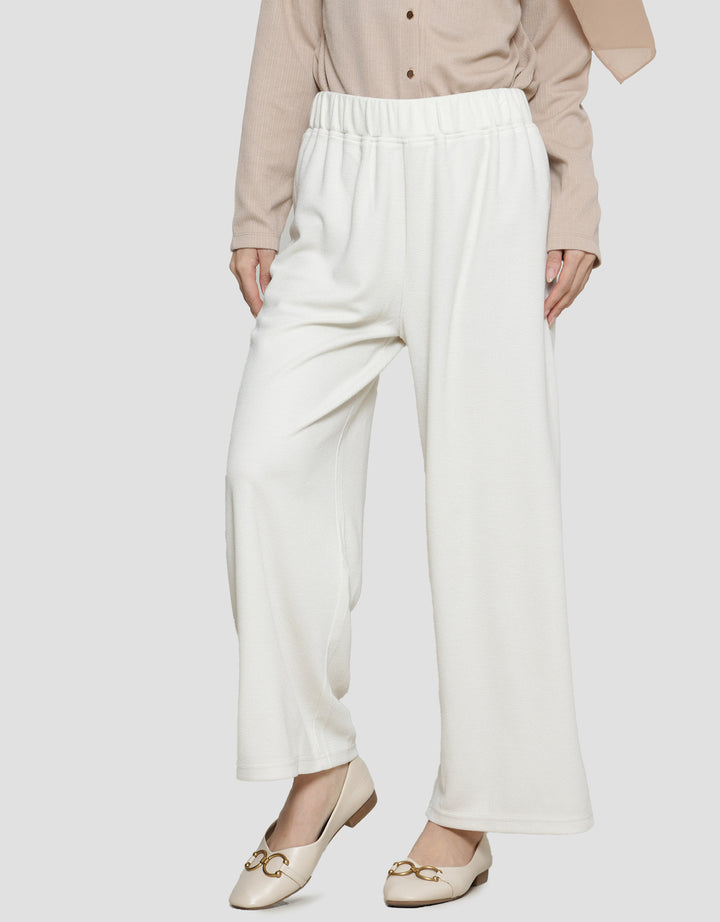 Annisa Cullote Basic Celana Panjang Wanita