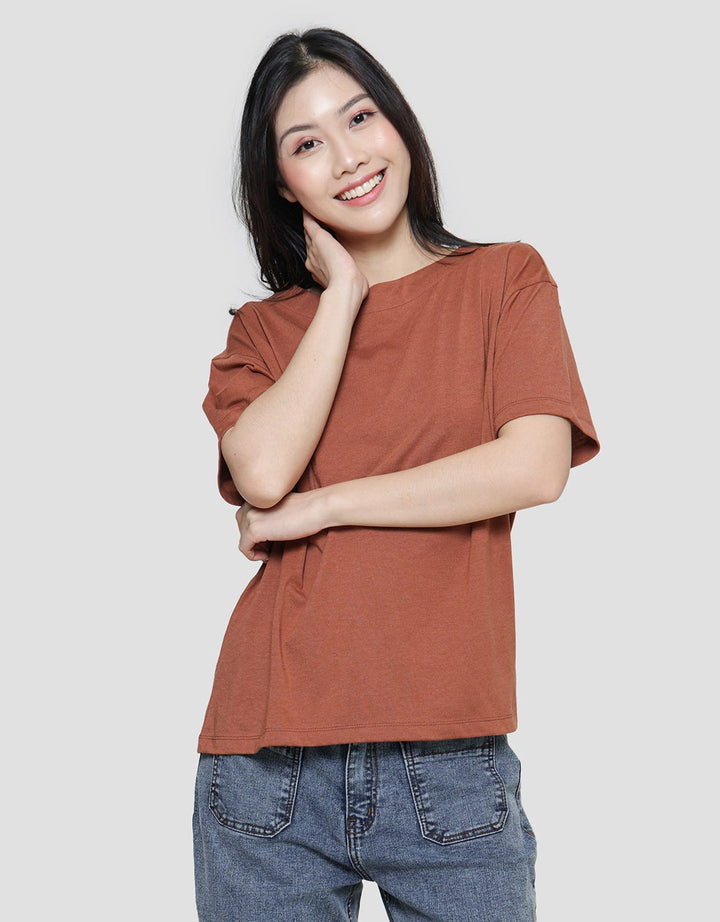 St. Yves Boat Neck Solid Kaos Wanita