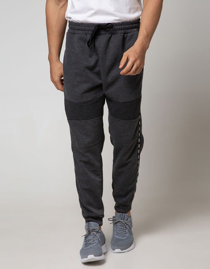 JOGGER KNIT WORDS
