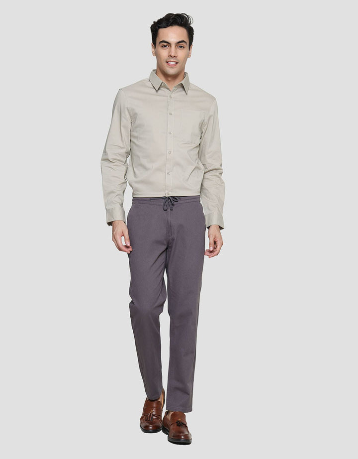 Details Relax Zipper Celana Chino Pria