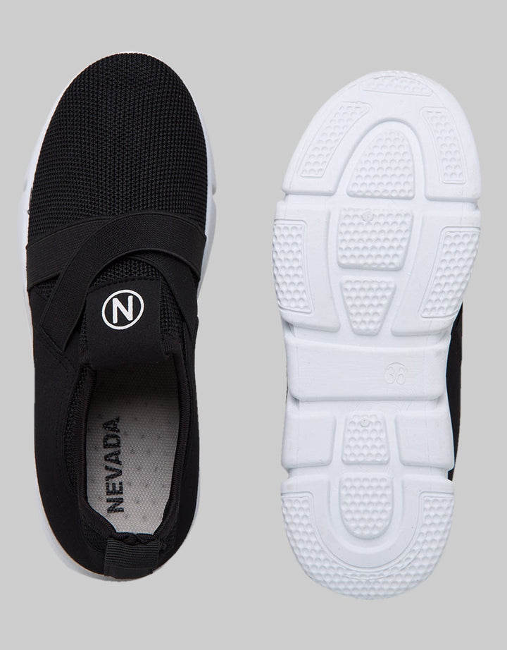 SLIP ON LOGO