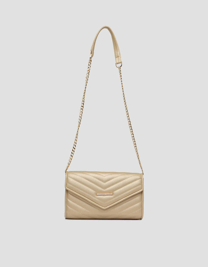 Connexion Petunia2 Chain Quilted Clutch for Women