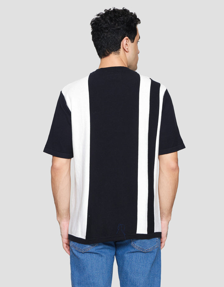 Nevada Flat Knit Stripe Block Vertical Kaos Lengan Pendek Pria