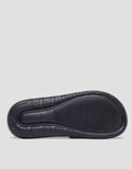 Nevada Sebastian Sandal Slipper Pria
