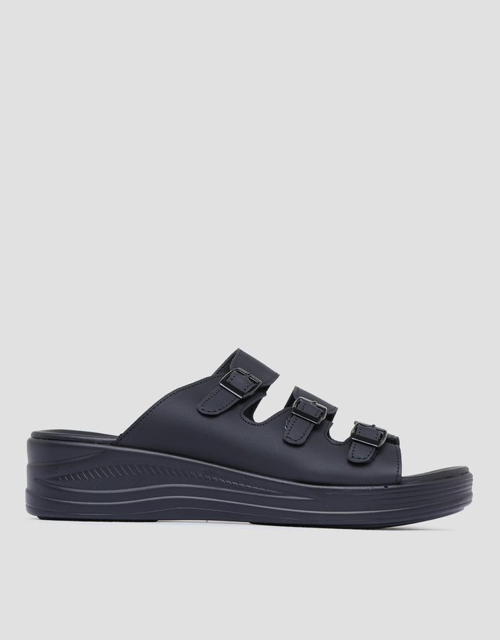 Yongki Komaladi Sandal Wedges Multi Strap Wanita