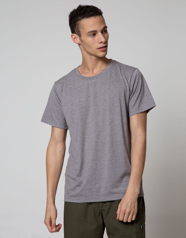 Details T-Shirt Basic Texture