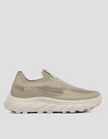 Yongki Komaladi Slip On Sneakers Pria