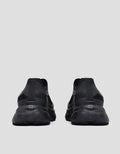Yongki Komaladi Slip On Sneakers Pria